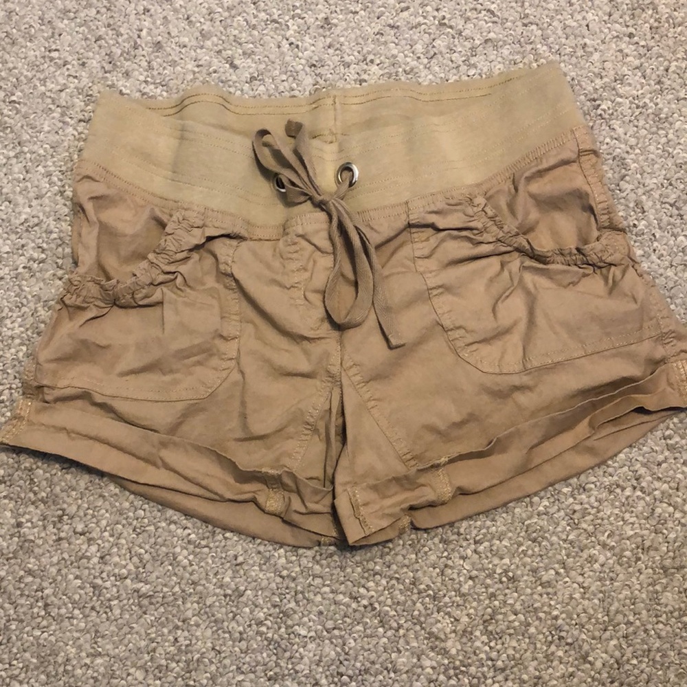 Maternity shorts size M